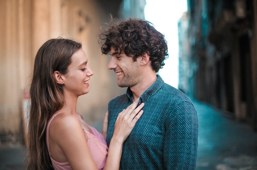 AmoLatina.com: Is It a Scam or a Legit Latin Dating Site?