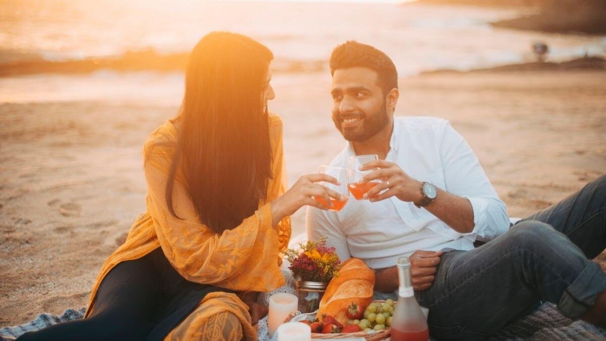 is amolatina a real dating site